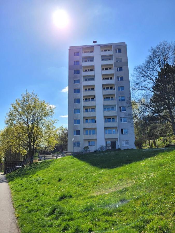 Modernes 2-Zimmer-Apartment Mit Balkon Und Netflix جينا المظهر الخارجي الصورة
