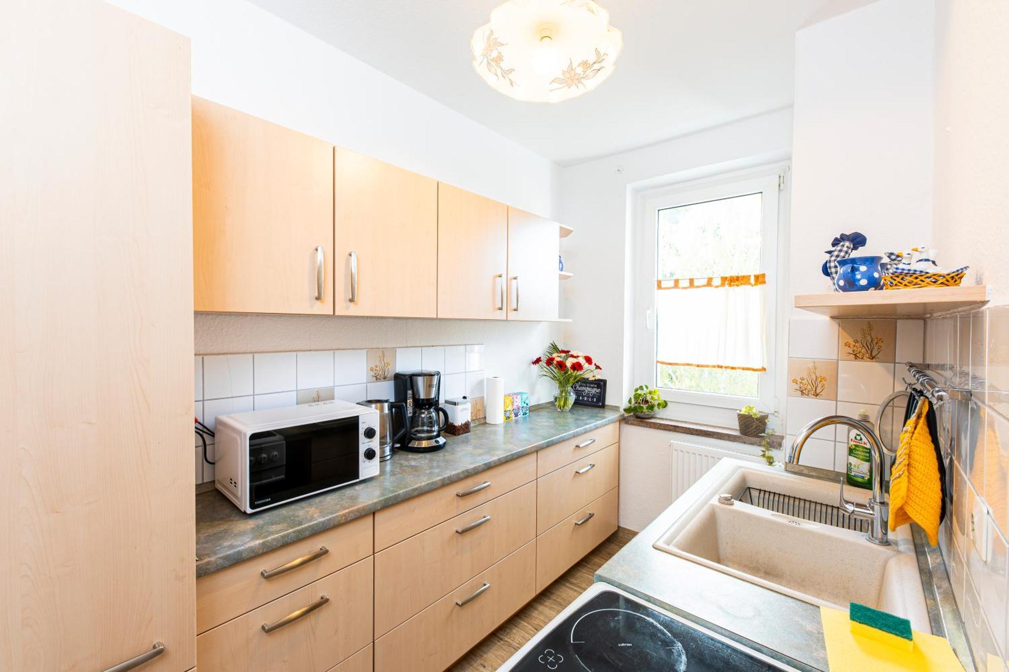 Modernes 2-Zimmer-Apartment Mit Balkon Und Netflix جينا المظهر الخارجي الصورة